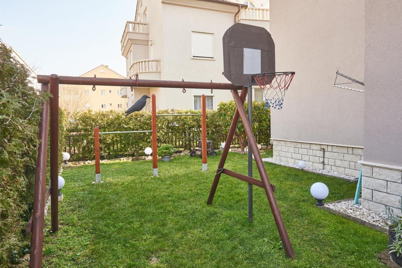 Apartments Lovric With Sea View Kastela Bagian luar foto